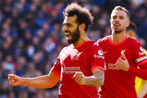  哈兰德戴帽助曼城登顶，蓝月亮剑指卫冕之路